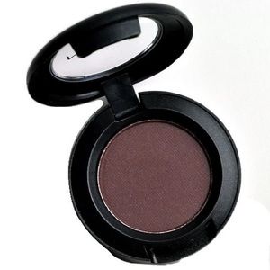 🆕 Limited Edition MAC Sorcery Matte Eyeshadow